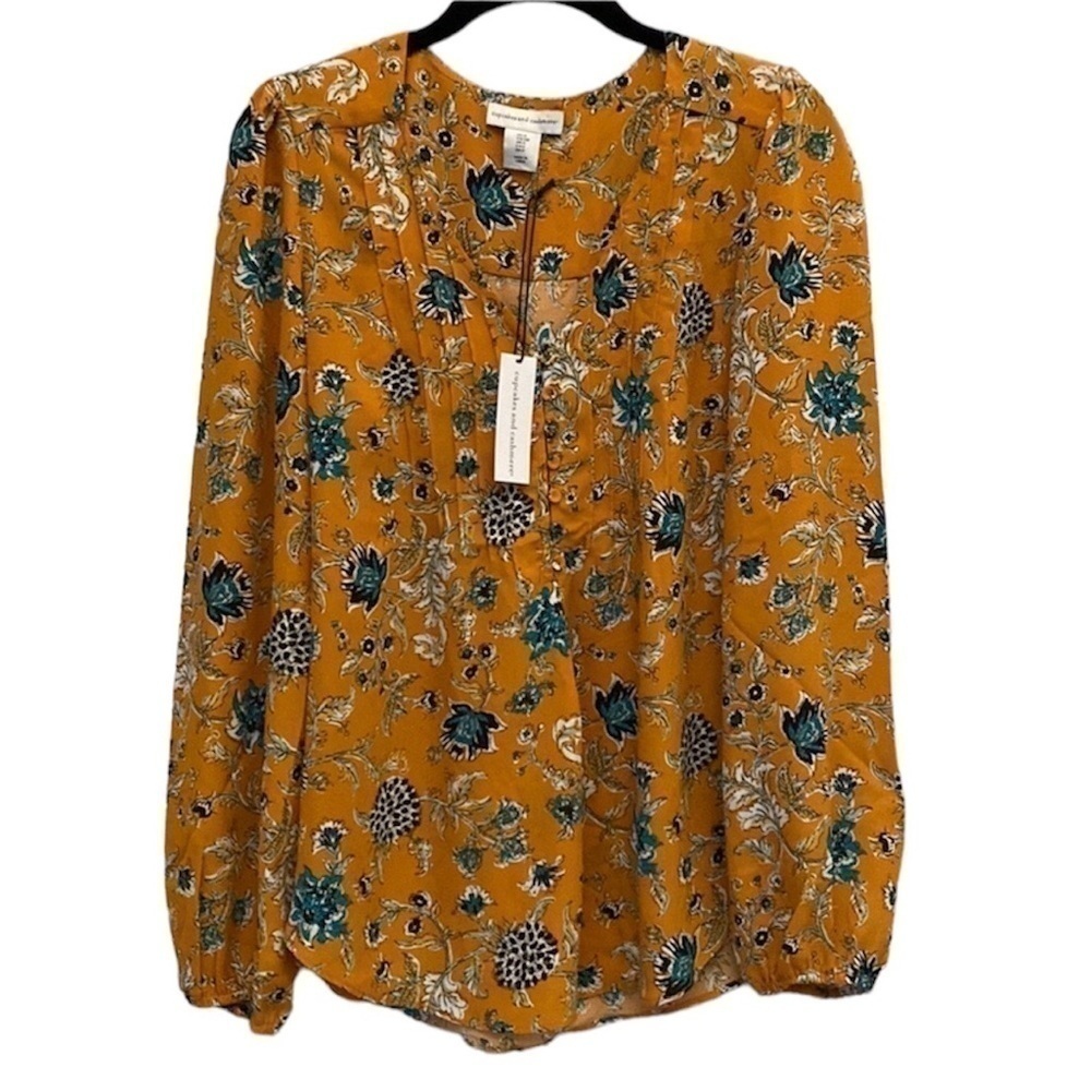 CUPCAKE And Cashmere Floral Blouse. Size S. NWT.